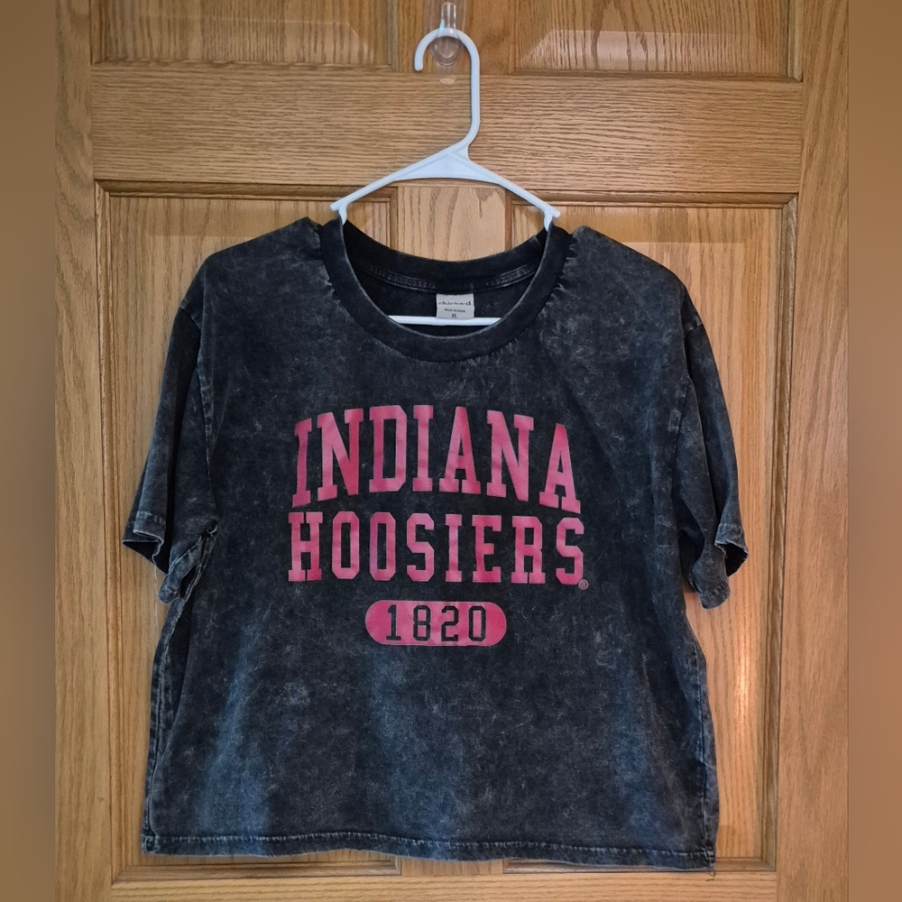 Chicka-d Women's XL Indiana Hoosiers Oversized Slightly Cropped Black T-Shirt